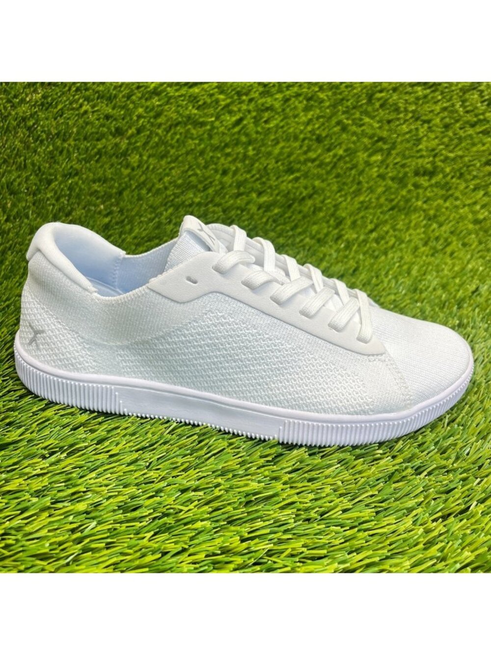 Flux Adapt Trainer White Womens Size 8 Mens Size 7 Barefoot Running Shoes